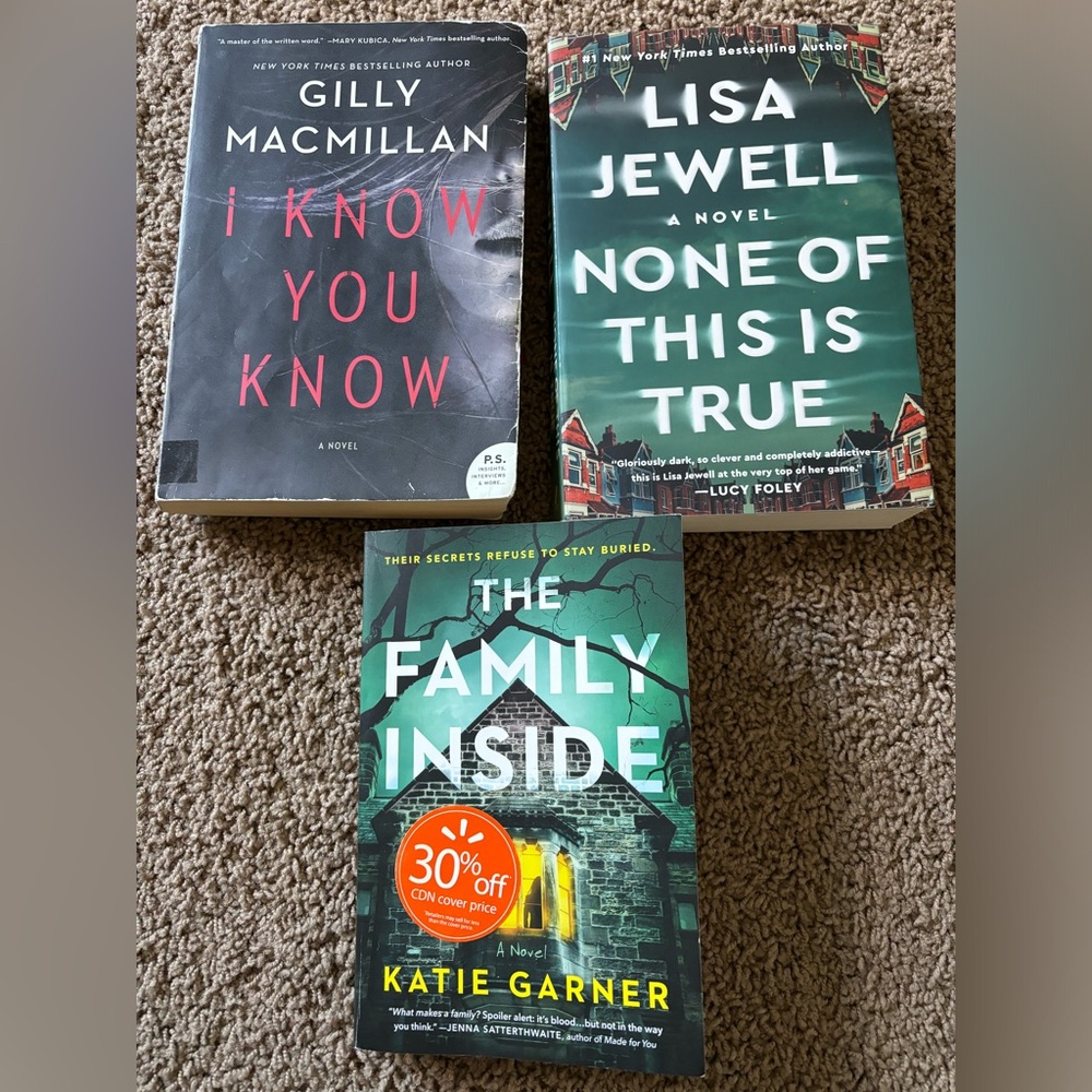 Thrilling Mystery Novel Set